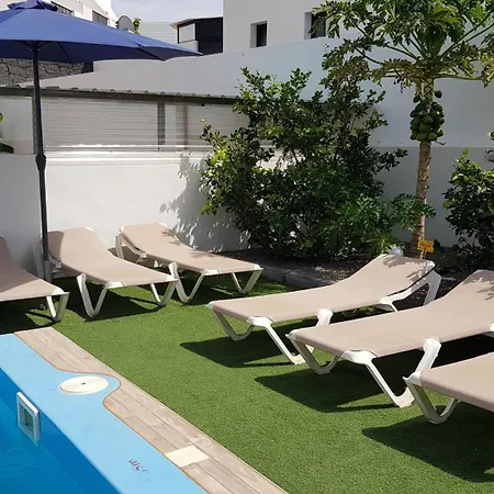 Apartment Kleine Mit Pool, Spielplatz & Boule Im Zentrum *